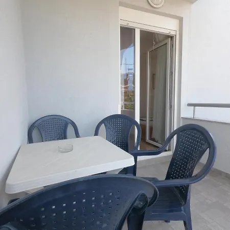Angeli Hotel *